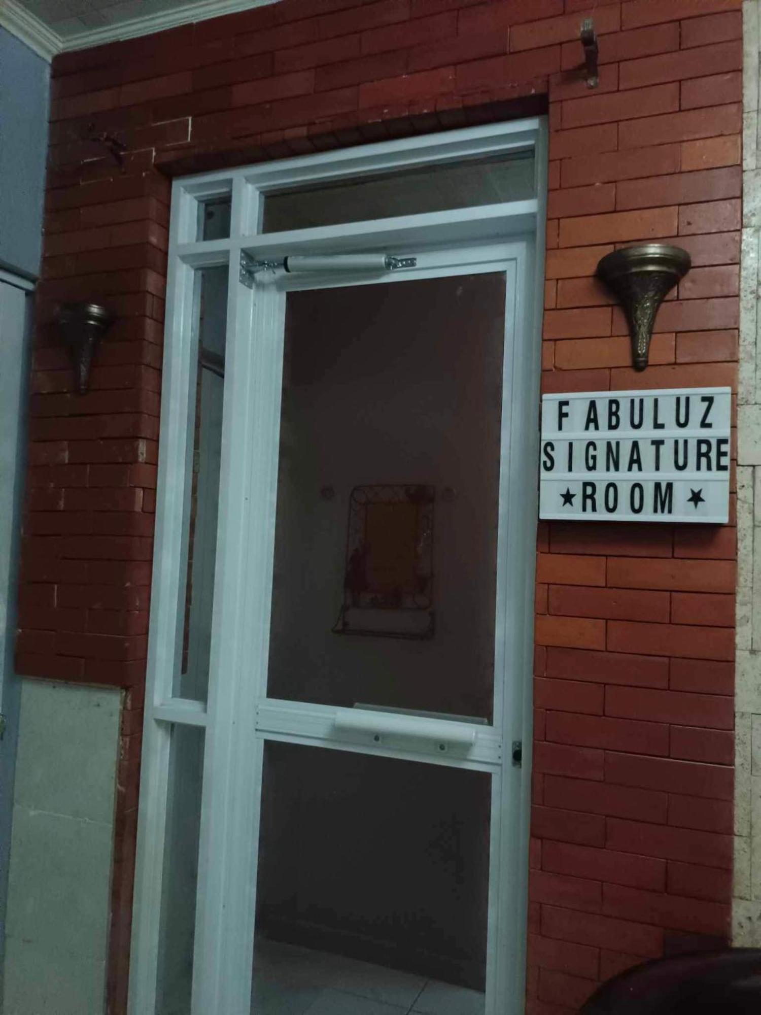Fabuluz Luxury At Princess Place Malolos Kültér fotó