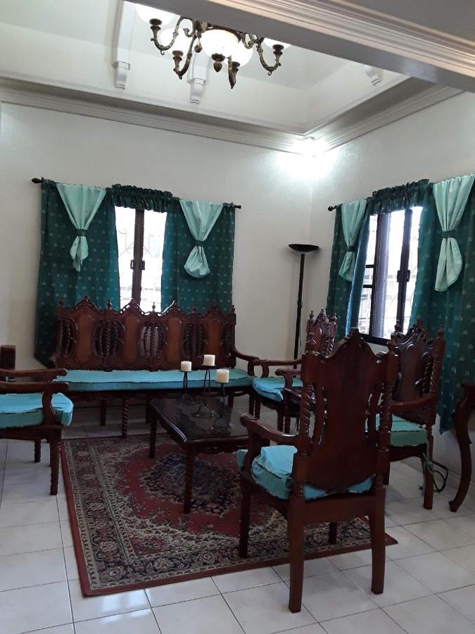 Fabuluz Luxury At Princess Place Malolos Kültér fotó